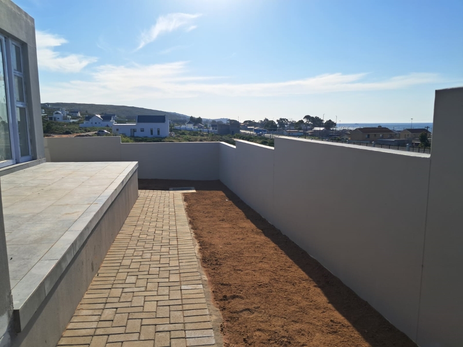 To Let 3 Bedroom Property for Rent in St Helena Views Western Cape